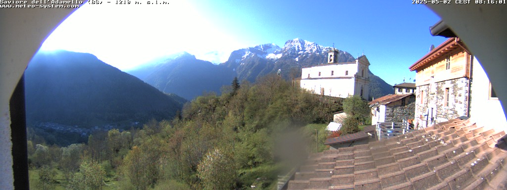 immagine della webcam nei dintorni di Cimbergo: webcam Saviore dell'Adamello