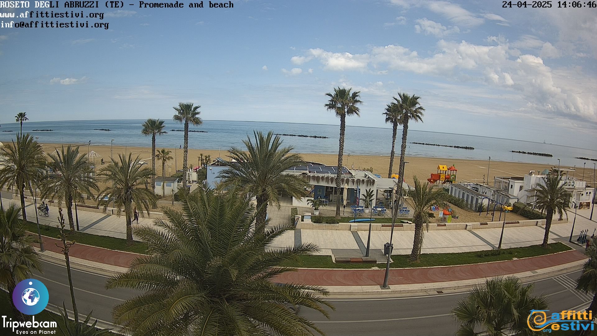 Preview delle webcam di Roseto degli Abruzzi Live Webcam - Lungomare Roma